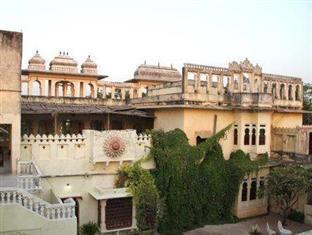 Ravla Khempur Hotel Udaipur Exterior photo